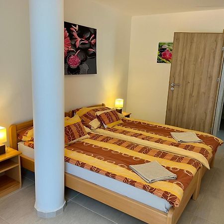 זמראדי Waterfront Apartmanok מראה חיצוני תמונה