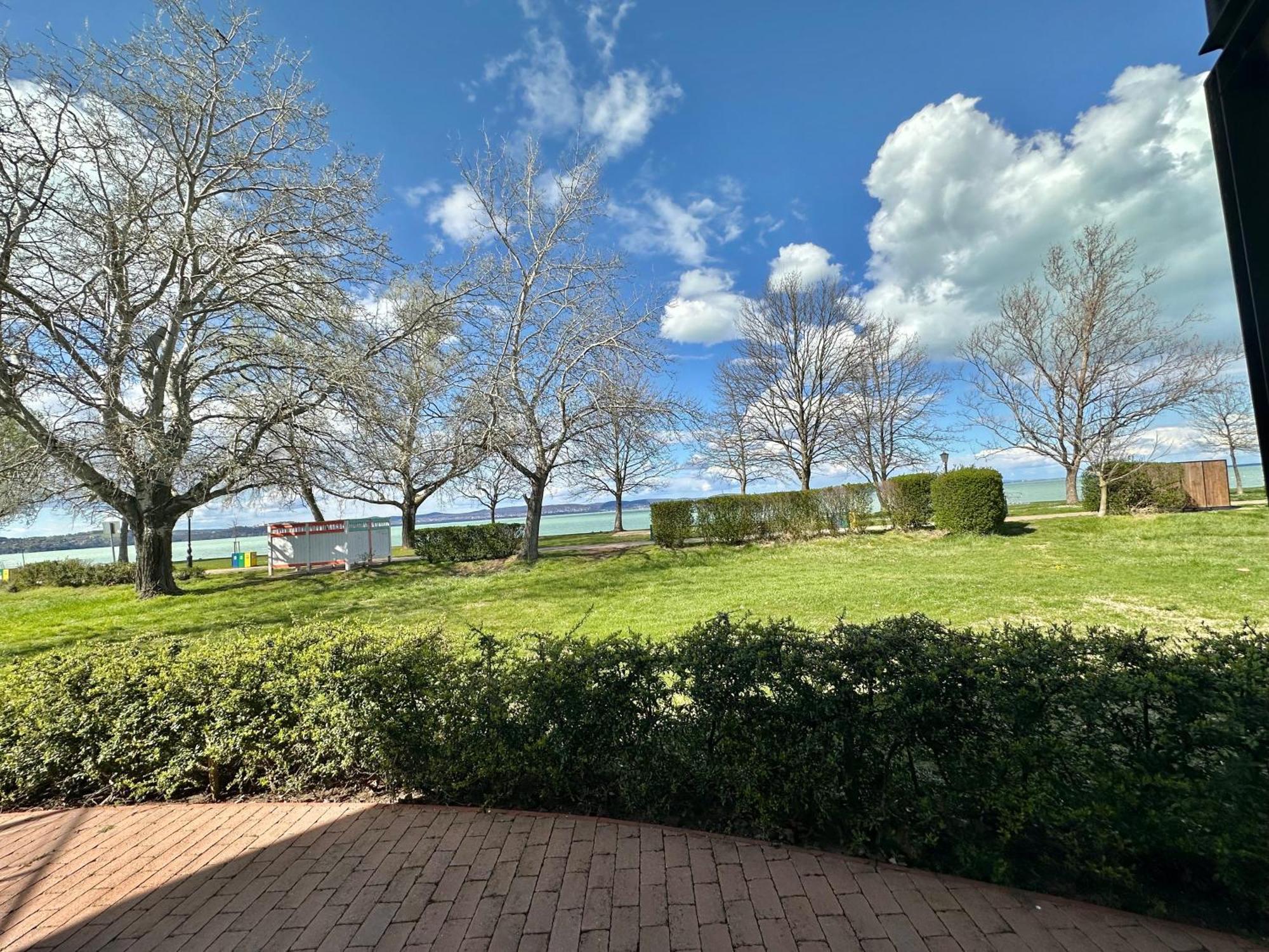 זמראדי Waterfront Apartmanok מראה חיצוני תמונה